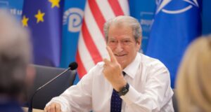 Heqja e “non-gratas”, Berisha: Korigjimi i padrejtësisë të lobuar nga Rama-Soros!