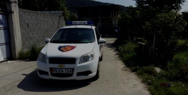 Një polic i vr*rë dhe një i plag*sur ne Maliq. Ishin pjesë e një operacioni