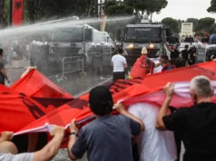 Mediat ndërkombëtare i bëjnë jehonë protestave në Shqipëri kundër projektit në Zvërnec
