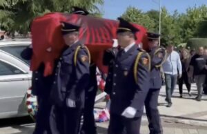 I jepet lamtumira e fundit “Dëshmorit të Atdheut” Enea Mekolli