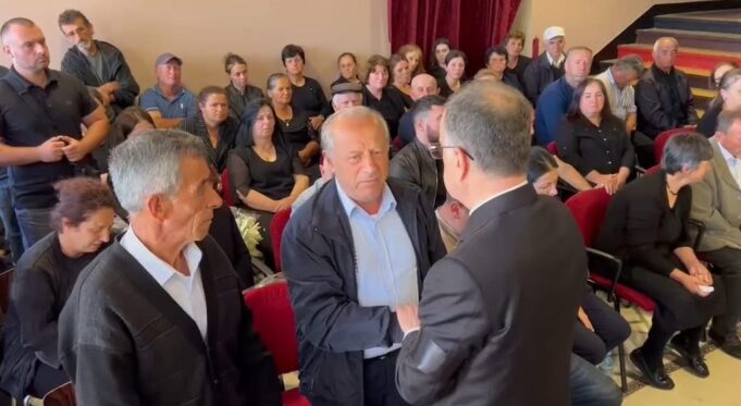 Xhaxhai i efektivit të vr*rë i drejtohet Presidentit Begaj: Kr*mi po sundon vendin, shteti të reagojë