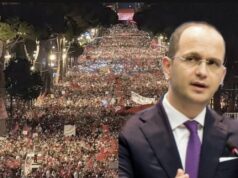 Ish Ministri i PS del hapur në mbështetje të protestës: “Shqipëria nuk meriton të trajtohet si plaçkë”