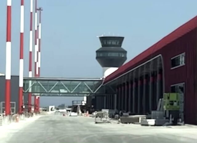 Rifillojnë punimet në Aeroportin e Vlorës pas vendimit të Gjykatës së Lartë, tensione në hyrje të kantierit