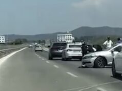 Aksident në autostradën Fier–Vlorë, përplasen dy automjete në Mifol – 3 të pl*gosur