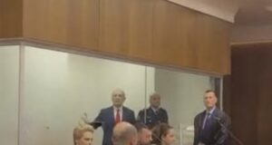 Përplasje Meta–Kryemadhi në GJKKO, gjykata ndërhyn pas debatit të ashpër