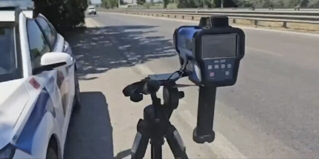 Monitorim intensiv në Fier/ Mbi 1,500 gjoba për shpejtësi, 8 të arrestuar nga Policia Rrugore