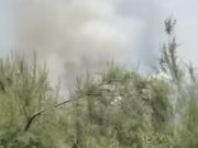 Zjarre në periferi të Vlorës, flakët rrezikojnë banesat