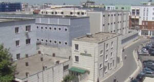 Drejtoria e Përgjithshme e Burgjeve reagon per humbjen e jetes se 2 punonjesve te burgut 313