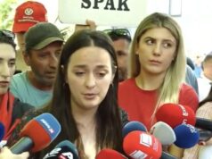 Protestuesit dorëzojnë në Prokurorinë e Posaçme ‘Albanian Files’ si ‘provë’ kundër kryeministrit