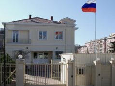 Ambasada ruse i përgjigjet Ballës pas akuzave se pas protestave eshte Kremlini: “Mos kërkoni armiq aty ku nuk ka”