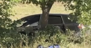 Aksident në aksin Gjirokastër–Tepelenë, plagosen bashkeshortet