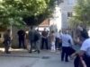 Tensione para Gjykatës së Tiranës, protestuesit: “Rama në burg, çunat jashtë”