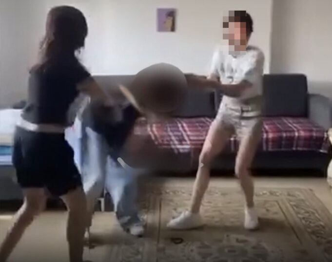 Policia e Fierit reagon për videon e dh*nës ndaj 17-vjeçares: Rasti u hetua që në qershor, një nga të miturat u arrestua më pas