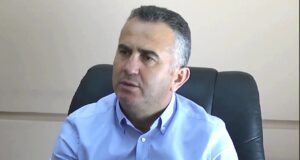 Ish kryebashkiaku i Divjakes Fredi Kokoneshi merret i pandehur, akuzohet për shpërdorim detyre