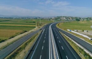 ARRSH hap tender për aksin Vlorë–Levan dhe Mallakastër–Tepelenë, pjesë e investimit 666 milionë lekë për sigurinë rrugore
