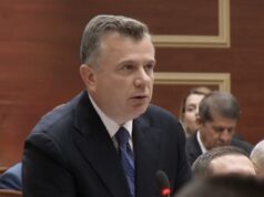 Balla: Të pezullohen ndërtimet pranë zonave turistike gjatë sezonit veror