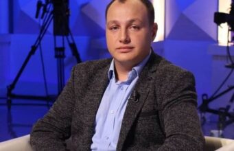 Asociacioni i Gazetarëve të Shqipërisë mesazh ngushëllimi për ndarjen nga jeta të gazetarit Enrik Mehmeti