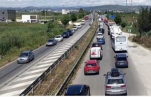 Mbi 1 milion mjete aktive në Shqipëri, FIERI i 3-ti për numrin e automjeteve