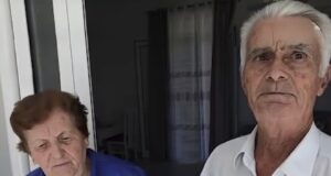 Prindërit e autorit ne Vidhisht,hedhin akuza për konfliktin: “Shkak u bënë paratë e dërguara nga Anglia”