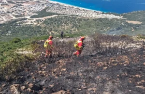 Shuhet plotësisht zjarri mbi tunelin e Llogarasë, zona mbetet nën monitorim