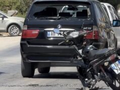 Aksident në Fier, motomjeti përplaset me një automjet, plagoset drejtuesi