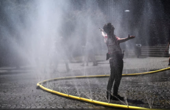 Vala e të nxehtit përfshin Evropën, temperatura mbi 40°C dhe alarmi maksimal në Itali