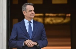 Aksident me biçikletë për kryeministrin grek, Kyriakos Mitsotakis dërgohet në spital