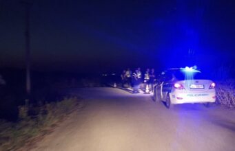 Makina përfundon në kanal me ujë, humbin jetën dy motra