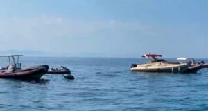 Humb jetën një 25-vjeçar, pl*g*set një tjetër pasi rane nga gomonia ne Shengjin