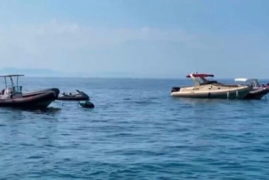 Humb jetën një 25-vjeçar, pl*g*set një tjetër pasi rane nga gomonia ne Shengjin