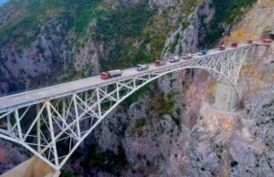 35-vjeçari humb jetën pasi dyshohet se u hodh nga “Ura e Vashës” -152 metra lartësi