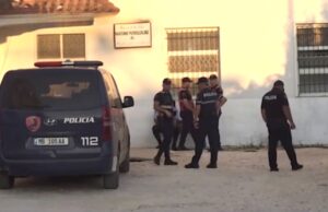 Trupi i dekompozuar në Seman, dërgohet për ADN
