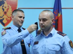 Skënder Hita vlerëson efektivët e Policisë në Fier, Mariglen Koroveshaj gradohet Kryekomisar
