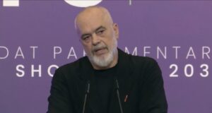 Rama paralajmëron deputetët: Ndërhyrjet me telefon për punësime do të konsiderohen vepër penale