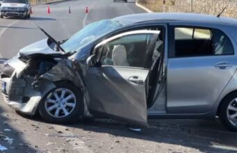 Përplasen dy automjete ne Progradec- Korce ,dy persona përfundojnë në spital