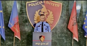 Hita: Më shumë polici dhe teknologji në shkolla, zgjerohet projekti “Smart City” për vitin e ri shkollor