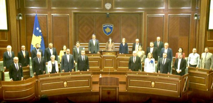 Kuvendi i Kosovës miraton qeverinë e re me 62 vota pro, kabineti nis zyrtarisht mandatin
