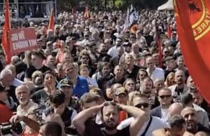 81 vite burg per ish-krerët e UÇK-së, shpërthejnë protestat në Prishtinë: “UÇK! UÇK!”