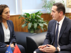 Ambasadorja e BE-së takon kreun e SPAK