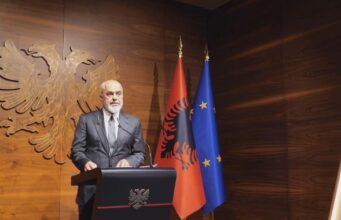 Rama nuk merr përgjegjësi pas skandalit në SHISH/Arrestimi ishte masë ekstreme, hetimi të shkojë deri në fund