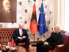 Ambasadori amerikan Eric Wendt zhvillon takimin e parë me Edi Ramën