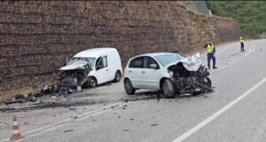 Aksident në autostradën Levan-Tepelenë, plagosen dy drejtuesit e automjeteve