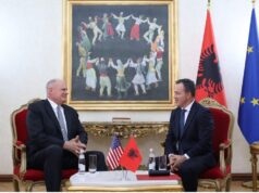 Peleshi pret në Kuvend Ambasadorin e ri të SHBA-ve në Shqipëri, Eric Wendt