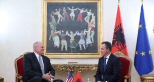 Peleshi pret në Kuvend Ambasadorin e ri të SHBA-ve në Shqipëri, Eric Wendt