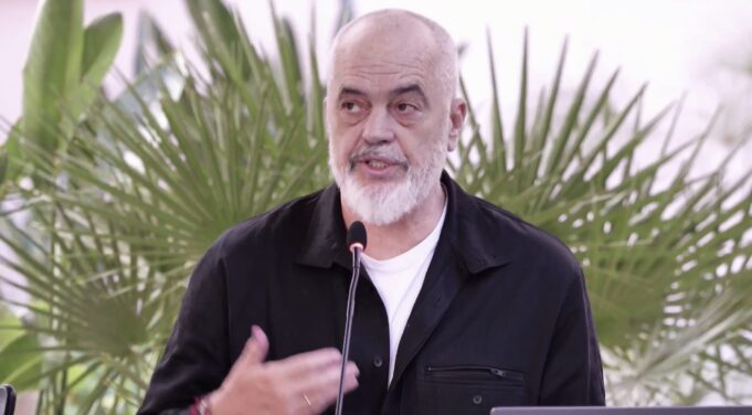 Rama prezanton “Flamingo Mirror”: “Do të publikojmë dosjet qeveritare me ndjeshmëri të veçantë”