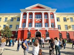 Nis viti i ri akademik, mbi 20 mijë studentë ulen për herë të parë në auditore