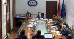 Komisioni i Ligjeve miraton projektligjin për reformën territoriale/ PS kalon nismën pa praninë e opozitës