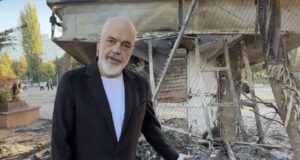 Rama: Dhuna nuk përfaqëson studentët, pas protestës qëndron opozita dhe duar të huaja