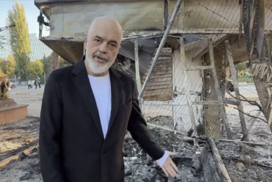 Rama: Dhuna nuk përfaqëson studentët, pas protestës qëndron opozita dhe duar të huaja