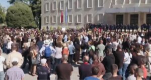 Pedagogët shpallin bojkotin e auditorëve, nuk përjashtohet greva